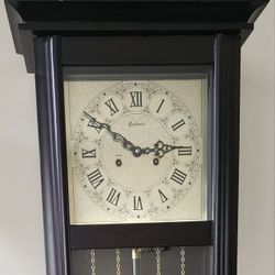 Galleria Grandfather Clock – Beautiful Classic Timepiece
