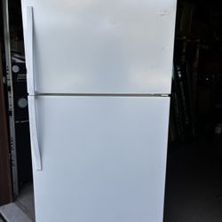 Whirlpool Refrigerator