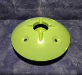 Vintage MCM Space Age Products Flying Saucer UFO Ashtray Light Green 8" D