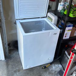 Chest Freezer 
