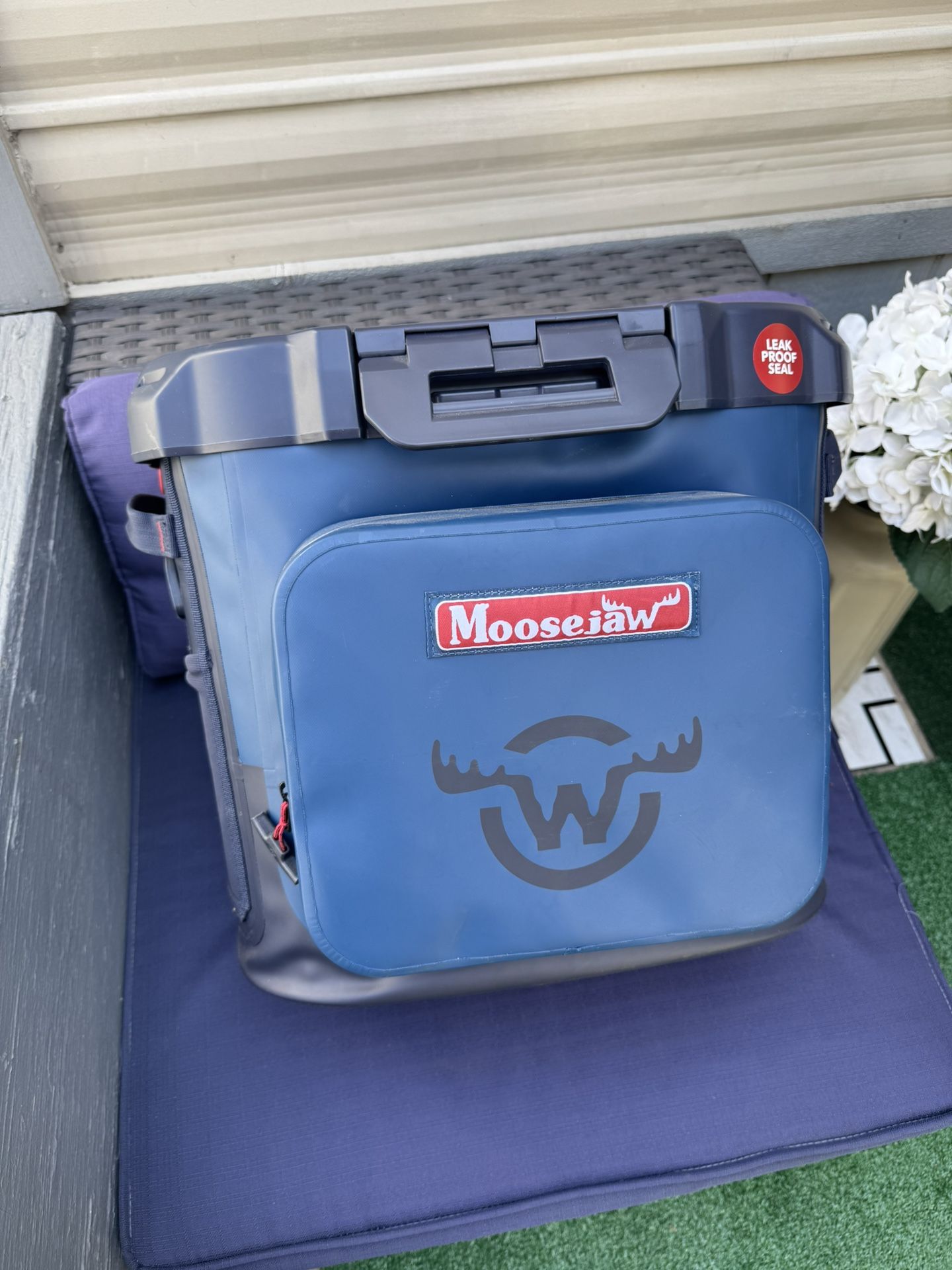 Moosejaw Cooler (fishing Cooler)