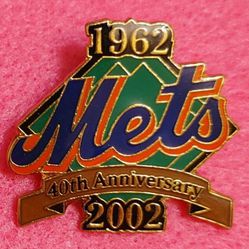 New York Mets Vintage (2002) "40th ANNIVERSARY" Lapel/Hat/Tie Pin By Mets UNUSED!😇 MINT CONDITION!👀🤯GREAT FOR HATS!💣 Please Read Description.