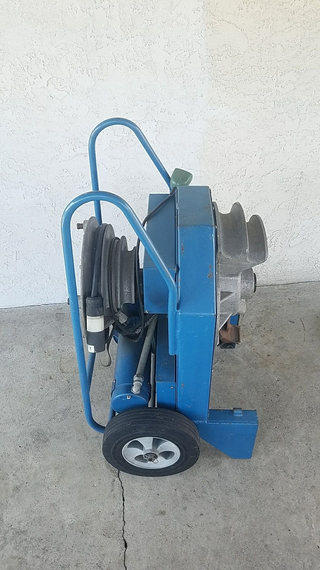 Greenlee 555 Electric Bender (Triple Nickel) for Sale in Lynwood, CA