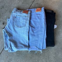 Levi’s Size 40 