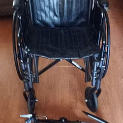 Drive Medical Silver Sport II Wheelchair