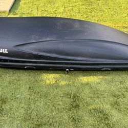 THULE FORCE XL cargo box Rooftop