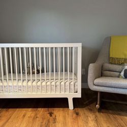 Oeuf Sparrow Baby Crib (Newton mattress optional)