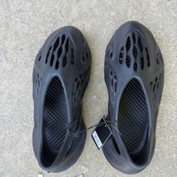 Foam Runners for Men Women Fashion Sneskers Casual Walking Shoes