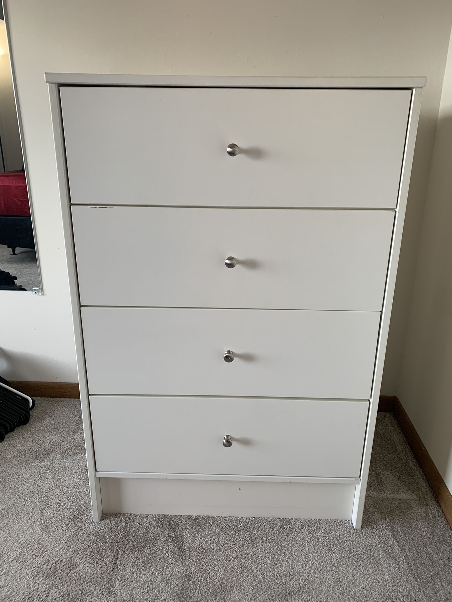 White 4 Drawer Dresser