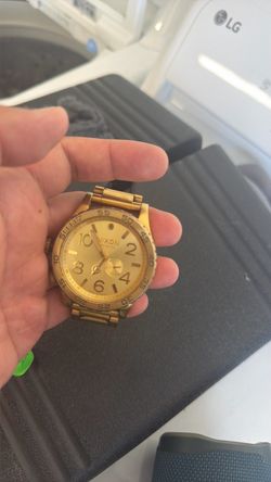Nixon Gold 51-30