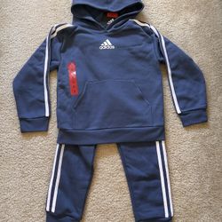 NEW!  Adidas  Kids Sports Two-Piece Set. Size:6