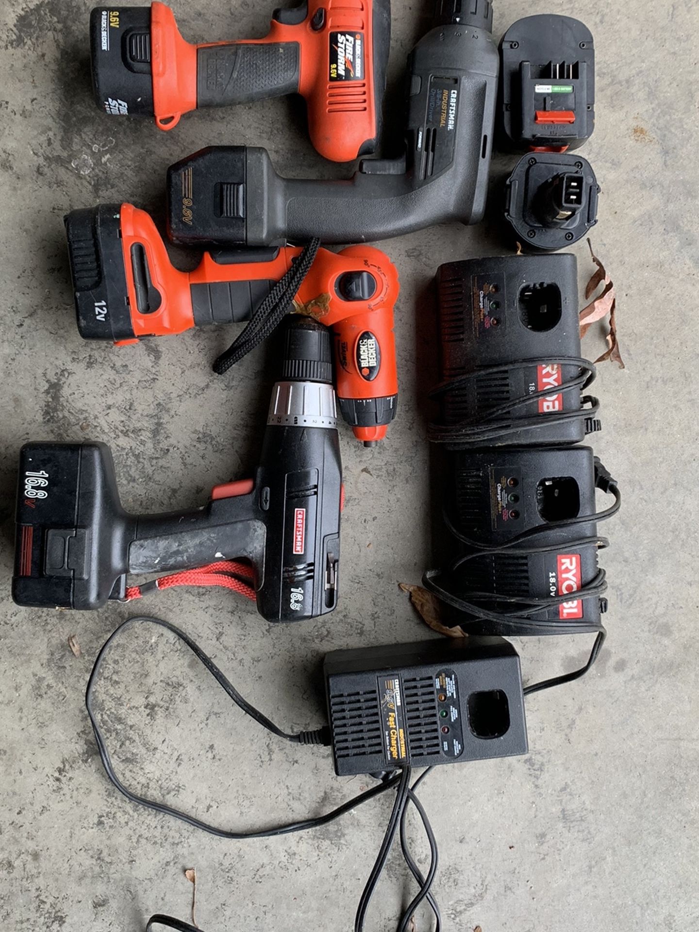 Power Tools (Drills, Batteries, Chargers)