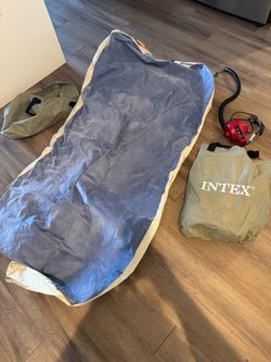 Two Twin Air Mattresses w/ Air Pump