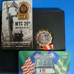 2026 NOVELTY NYPD NYC DEA DETECTIVE ENDOWMENT # FAMILY MEMBER WALLET SET FREE COURTESY 