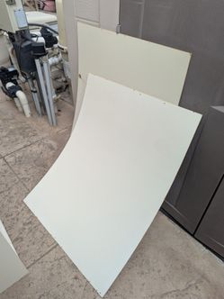 Free Ikea booshelf