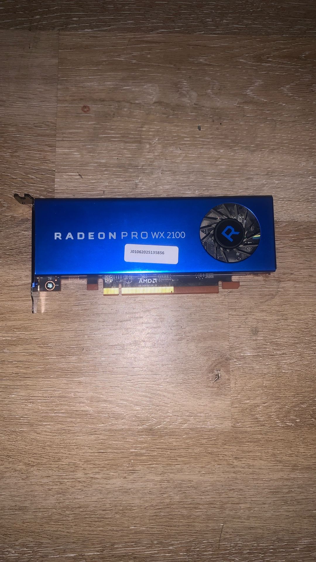 Radeon Pro wx 2100
