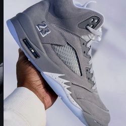 Sz 5.5Y & 7Y  Air Jordan 5 Retro  GS  wolf Grey