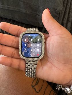 Apple Watch Series 11 (GPS + Cellular)