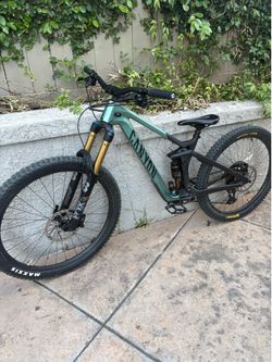 2025 Canyon Strive CFR