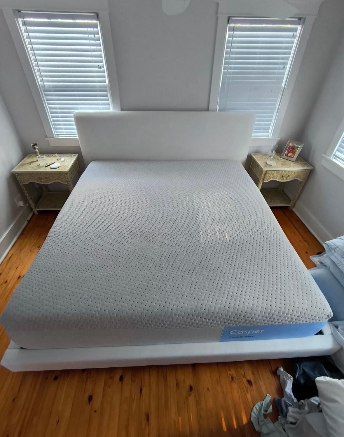 ๐๏ธ KING Casper Hybrid Memory Foam Mattress - Like New