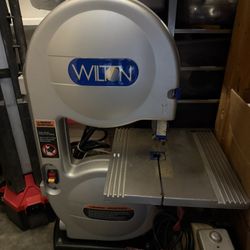 Wilton Table Top Band Saw 9”