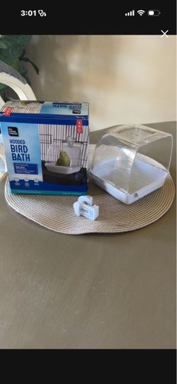 All Living Things Hooded Bird Bath S/M