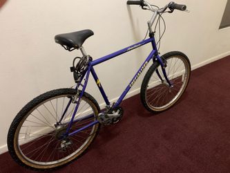 Specialized Hard Rock 21 speed bicycle- new tires, serviced, hardly used, originally $350
