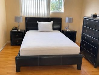 Black Upholstered Bedroom Set – Bed, 2 Nightstands & Dresser