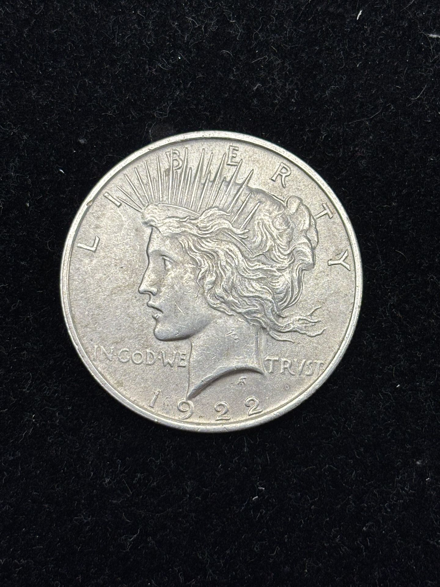 1922 Peace Silver Dollar -- STELLAR NEAR-UNCIRCULATED COIN!