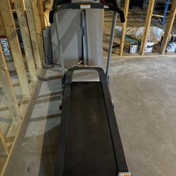 Treadmill - Excellent Condition - Free