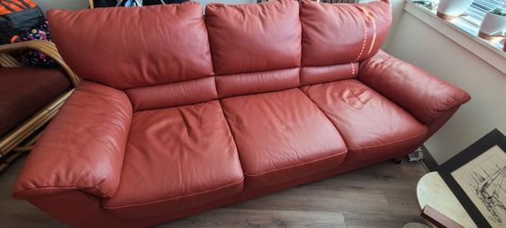 Couch and Ottoman  Brown Leather. Free