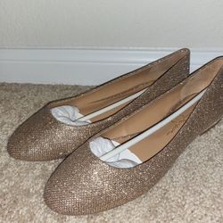 Jessica Simpson Gold Flats