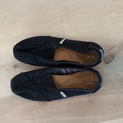 Toms Back On Back Shoes! Worn 1 Time