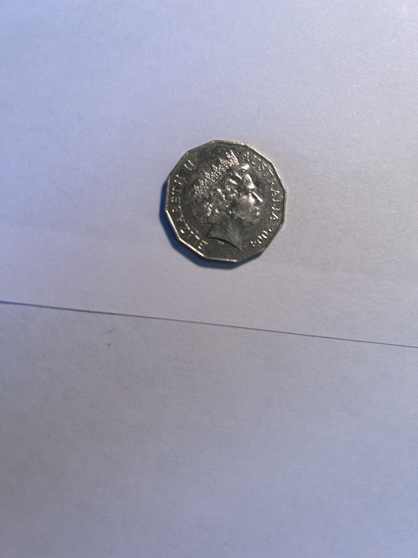 Queen Elizabeth 2004 Coin js