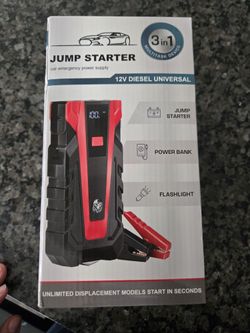 3-in-1 Universal 12V Diesel Jump Starter Power Bank & Flashlight