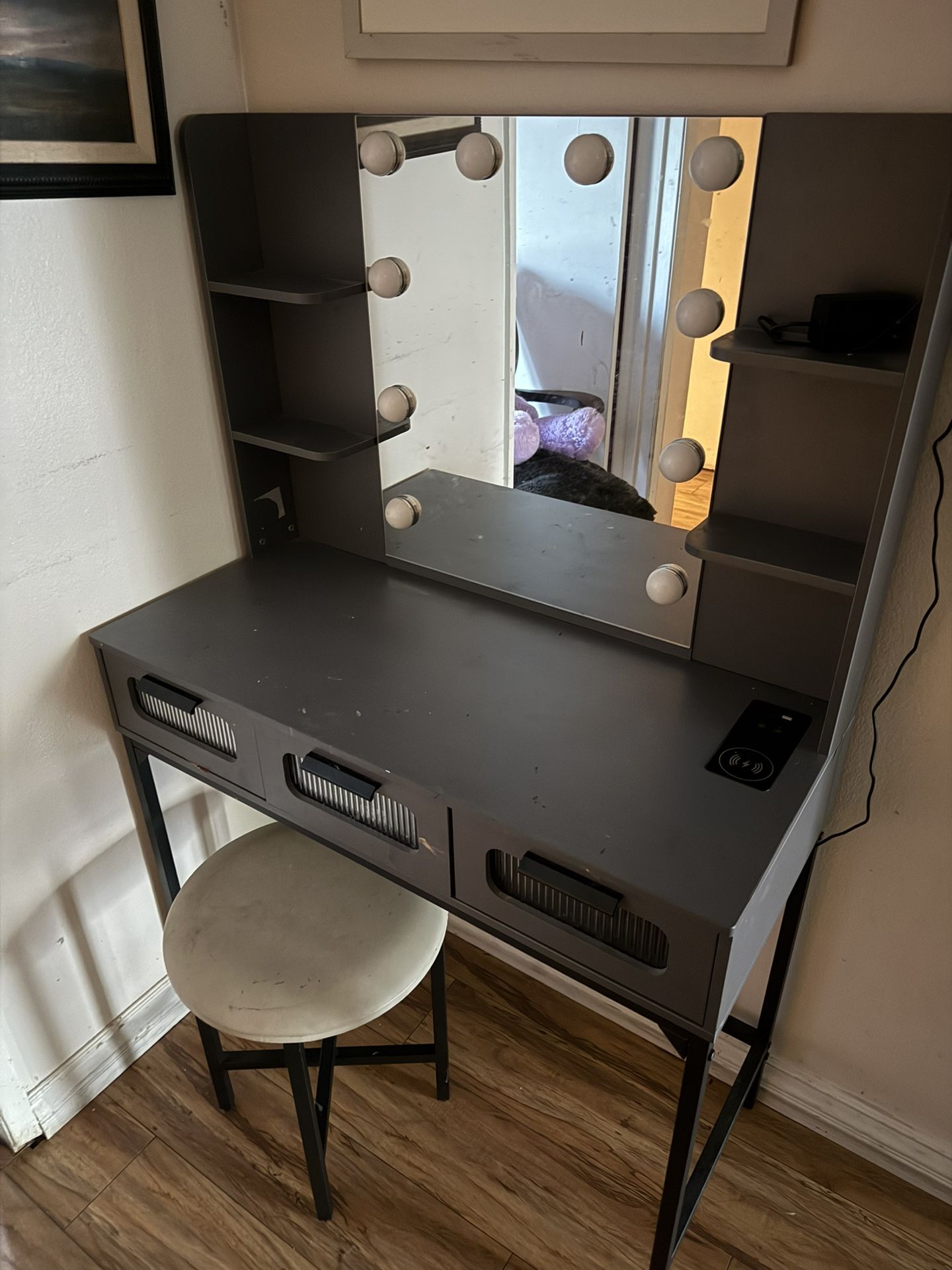 Vanity With Lights And Charging Station W/ Stool
