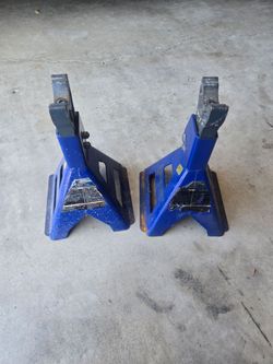 2 Jack stands