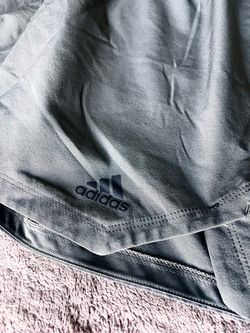 Adidas Men’s Athletic Shorts Size M Training & Running in Great Condition (pick up Lakeline Mall Area)