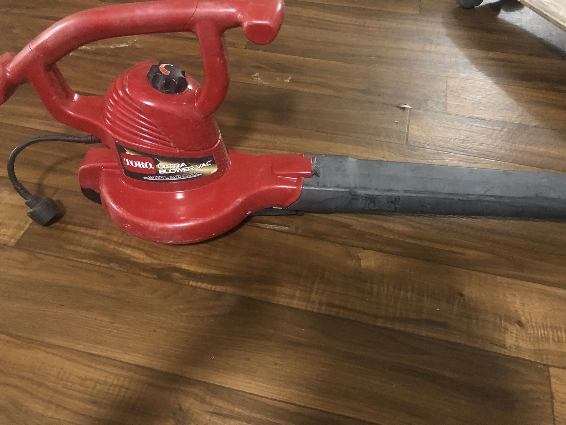 TORO ULTRA HYDRO VAC/ LEAF BLOWERWorks Great A