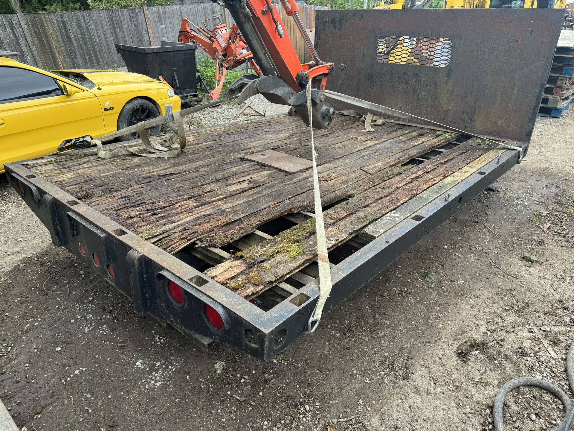 11ft truck flatbed W/ under body toolbox