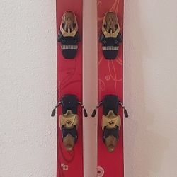HEAD "Sweet One" 166cm Skis + HEAD Adjustable Bindings 
