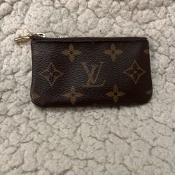 Louis Vuitton Keychain Holder 