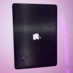 13” Retina Screen 2015 MacBook Pro