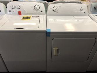 New scratch and dent kenmore high efficiency washer and dryer set. 1 year warranty