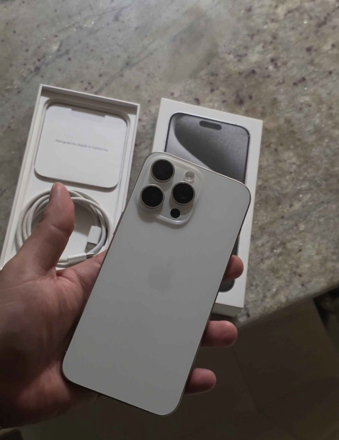 iPhone 15 Pro (Unlocked)