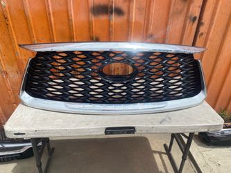 Front grill infinity QX60  OEM 2022-2023-2024