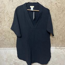 NWT! Long Black Tunic Shirt/top/blouse (s)