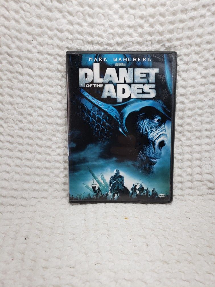 Planet of the Apes Mark Walberg dvd . Good condition and smoke free home. PG 13