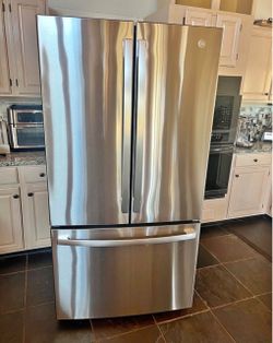 GE Refrigerator