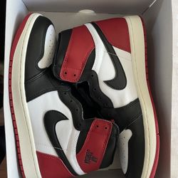 Jordan 1 Black Toe High Reimagined Size 10.5 New
